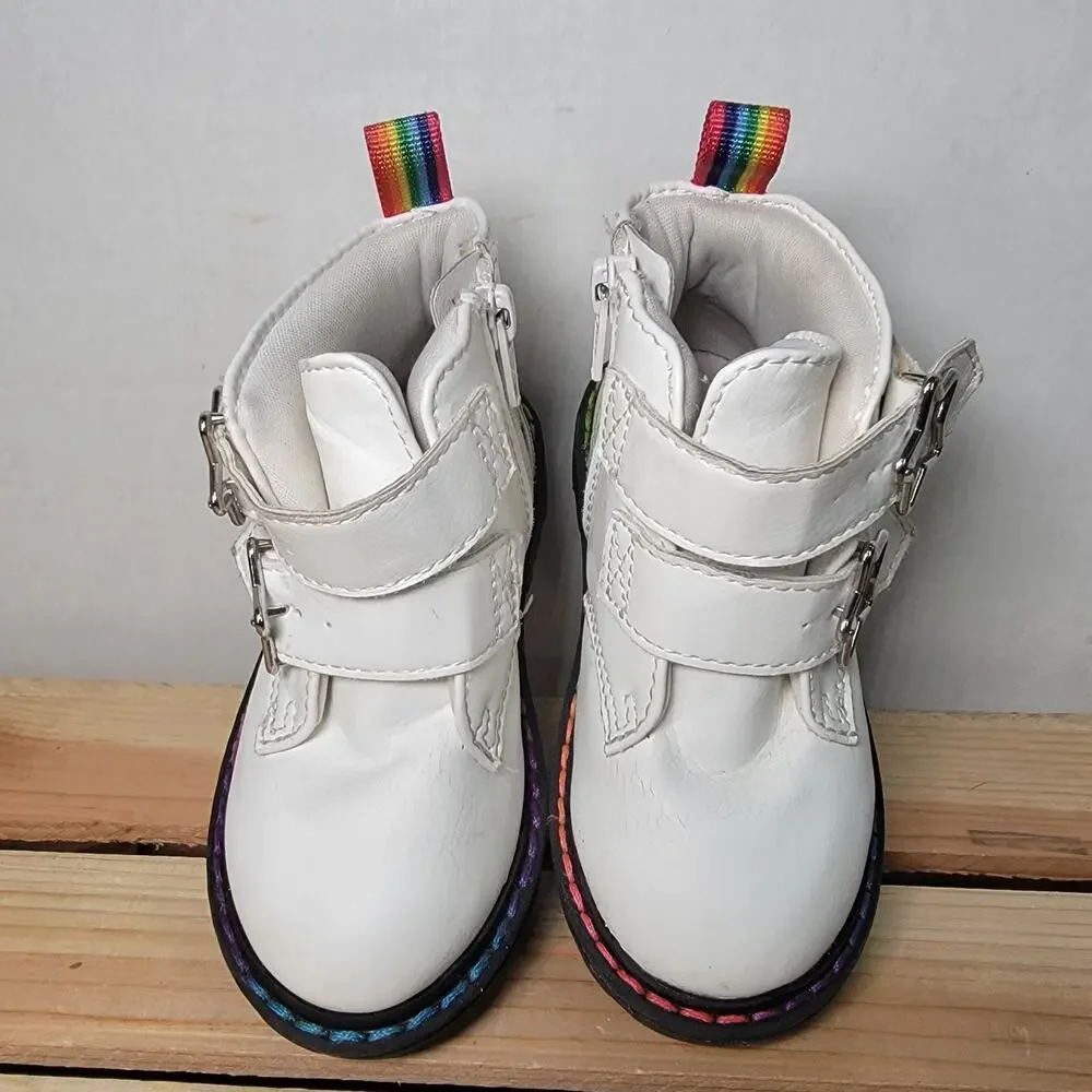 Wonder Nation Toddler Girls Star Buckle Boot - Size 8